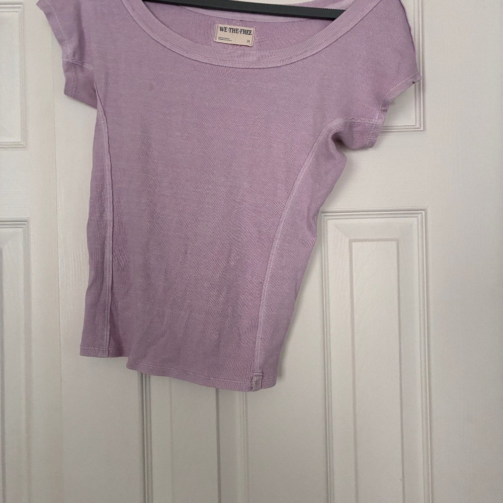 FREE PEOPLE t-shirt off the shoulder